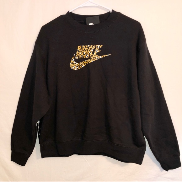 Nike Sweaters - crewneck - NWT